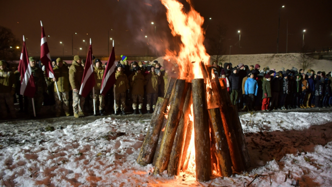 Barikāžu ugunskurs Rīgā