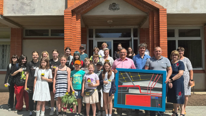 Kopbilde no izstādes atklāšanas Viesītē