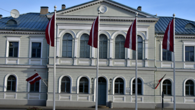 Apstiprina grozījumus saistošajos noteikumos par domes sēžu vai komiteju sēžu norisi ārkārtējās situācijas laikā