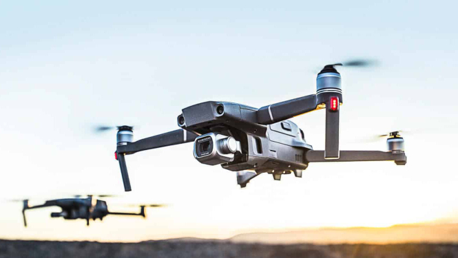 Drons, droni, bezpilota gaisa kuģi