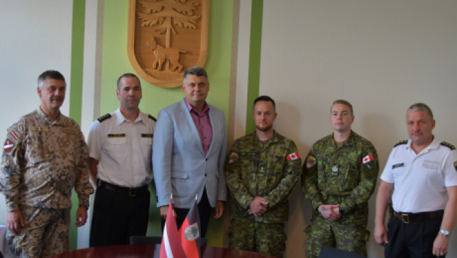 Jēkabpili apmeklē Kanādas bruņoto spēku pārstāvji