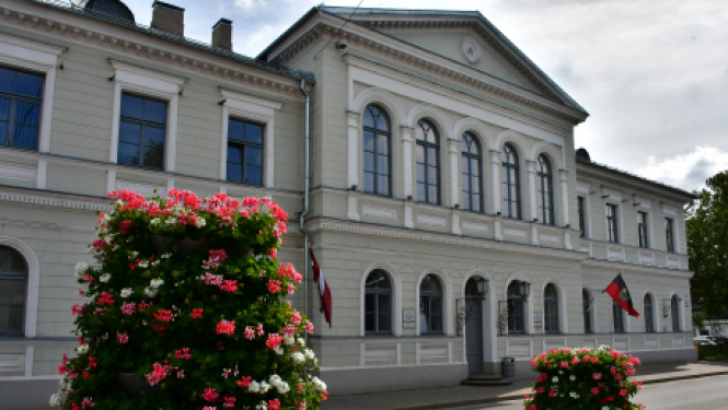 Pilsētas domē diskutē par ginekoloģijas pakalpojumu sniegšanu Jēkabpils slimnīcā