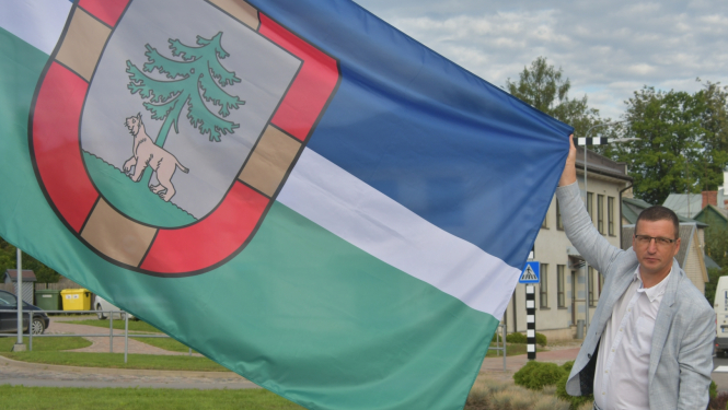 Jēkabpils novada karogs