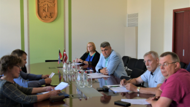 Jaunveidojamā Jēkabpils novada pašvaldības sanāk uz pirmo finanšu komisijas sēdi