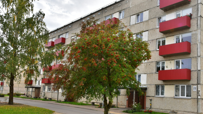 daudzdzīvokļu ēka