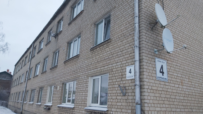 Daudzdzīvokļu nams Jēkabpilī