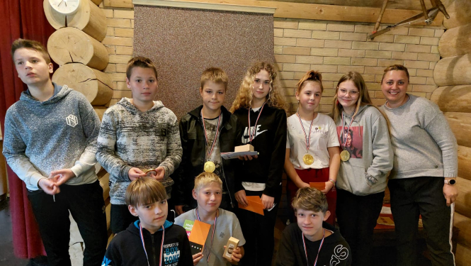 Aknīstes vidusskolas jaunieši iesaistās nometnē ‘’Kopā mēs varam’’