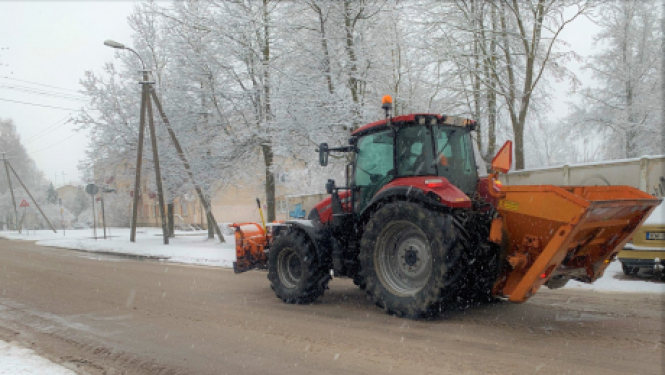 Jēkabpilī uzsākta ielu kaisīšana un sniega tīrīšana