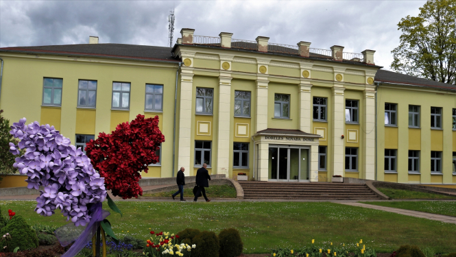 Dobeles novada pašvaldības ēka