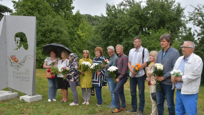 Piemin Atmodas aktīvisti Itu Kozakeviču