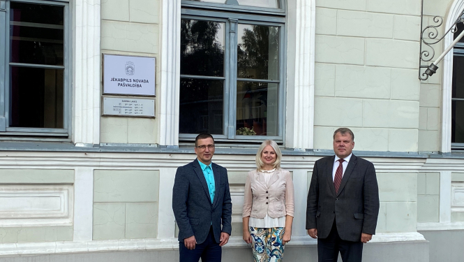Jēkabpils novada domes priekšsēdētājs Raivis Ragainis tiekās  ar Latvijas Pašvaldību savienības priekšsēdētāju Gintu Kaminski