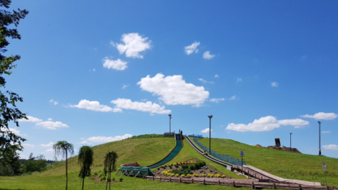 Jēkabpils kameršļūkšanas kalna darba laiks Līgo svētku nedēļā