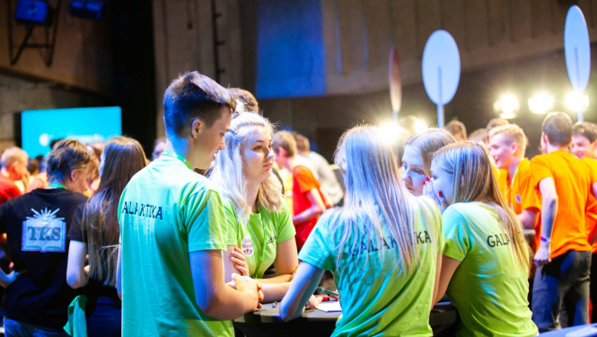 Jaunieši Latvenergo projektā