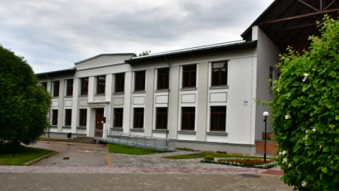 Aizbildņus un viņu bērnus aicina pieteikties vasaras nometnei