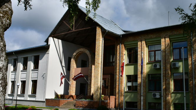 Ēka Rīgas ielā 150A