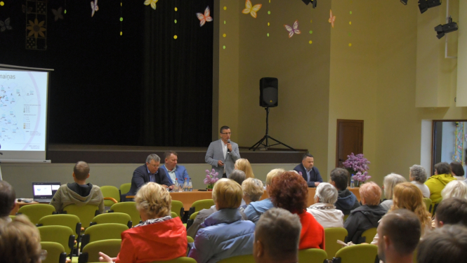 Domes vadības tikšanās ar iedzīvotājiem Salas pagastā