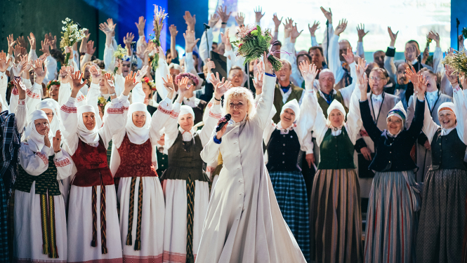 "Sēlija rotā" Ābeļu brīvdabas estrādē