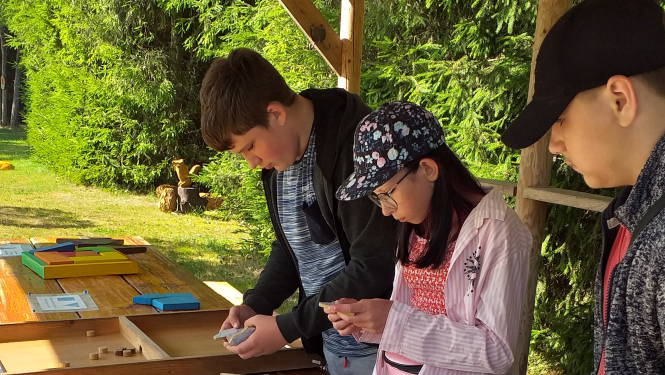 Viesītes vidusskolas skolēni ekskursijā Vidzemē