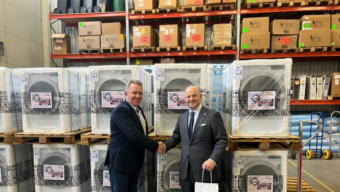 Jēkabpils novada pašvaldība saņem ASV vēstniecības ziedojumu Ukrainas bēgļu izmitināšanas vietu labiekārtošanai