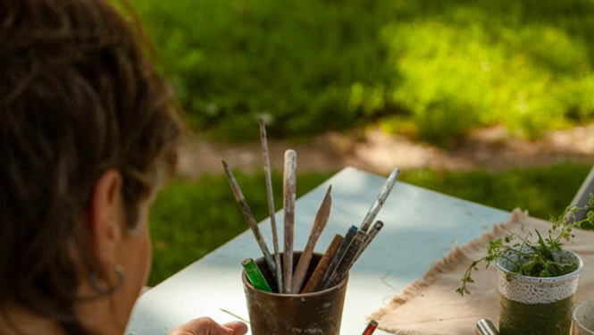 Sēlijas salu publicitātes foto - nodarbošanās ar mākslu ārtelpās