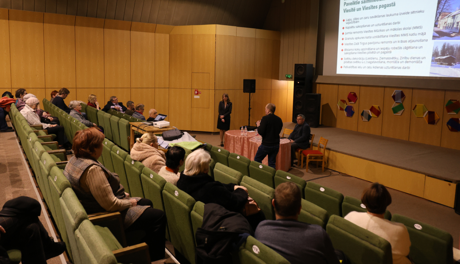 Iedzīvotāju tikšanās Viesītē