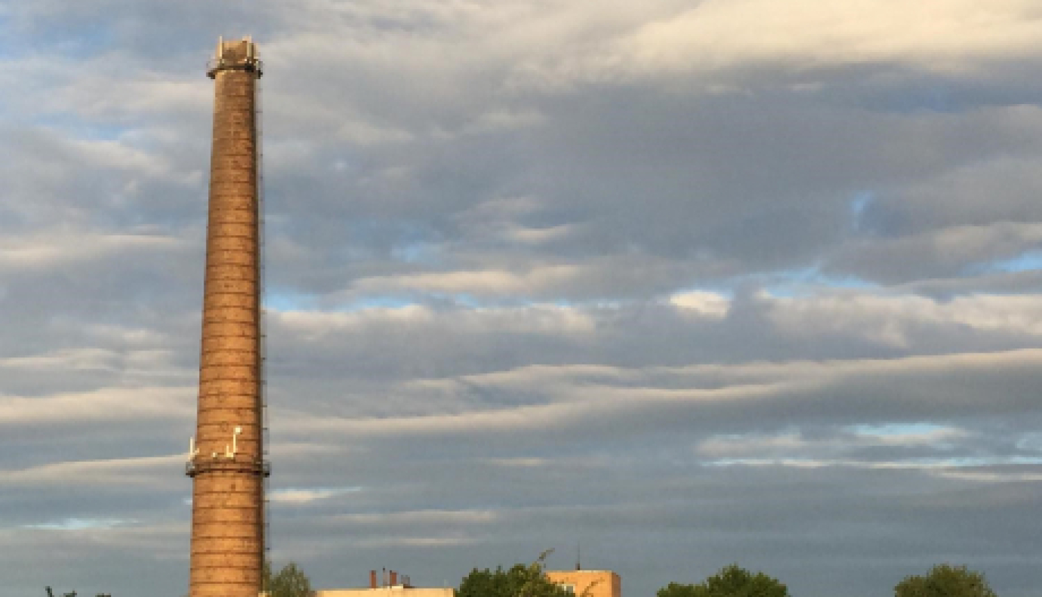 Atsākta siltumenerģijas piegāde daudzdzīvokļu ēkām no Tvaika ielas katlumājas