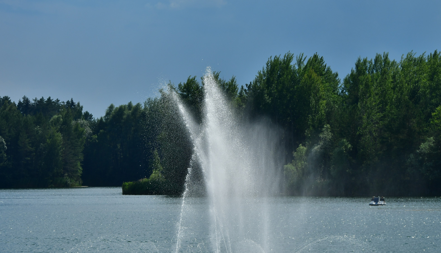 Strūklaka Radžu ūdenskrātuvē