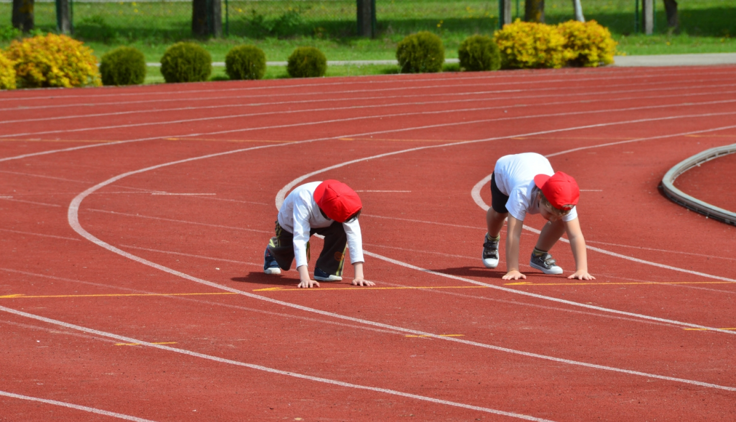 Skrejceļš un bērni uz tā