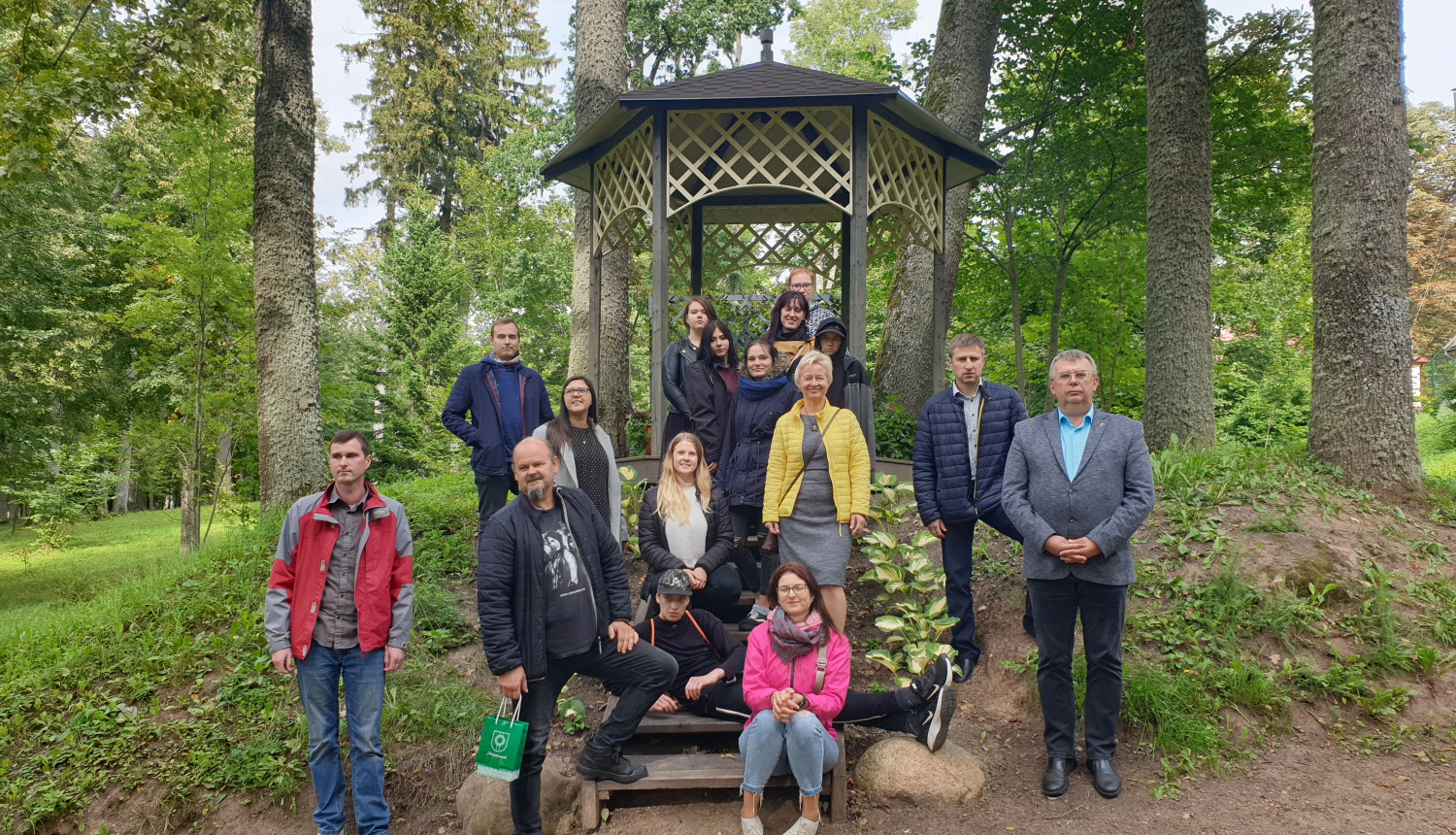 Diskusiju dalībnieki