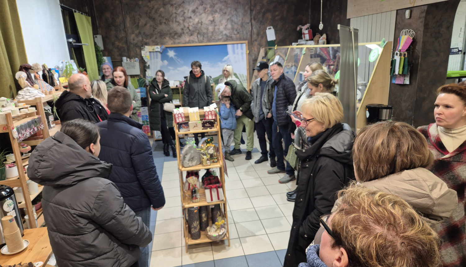 Uzņēmēji iepazīst veikalu