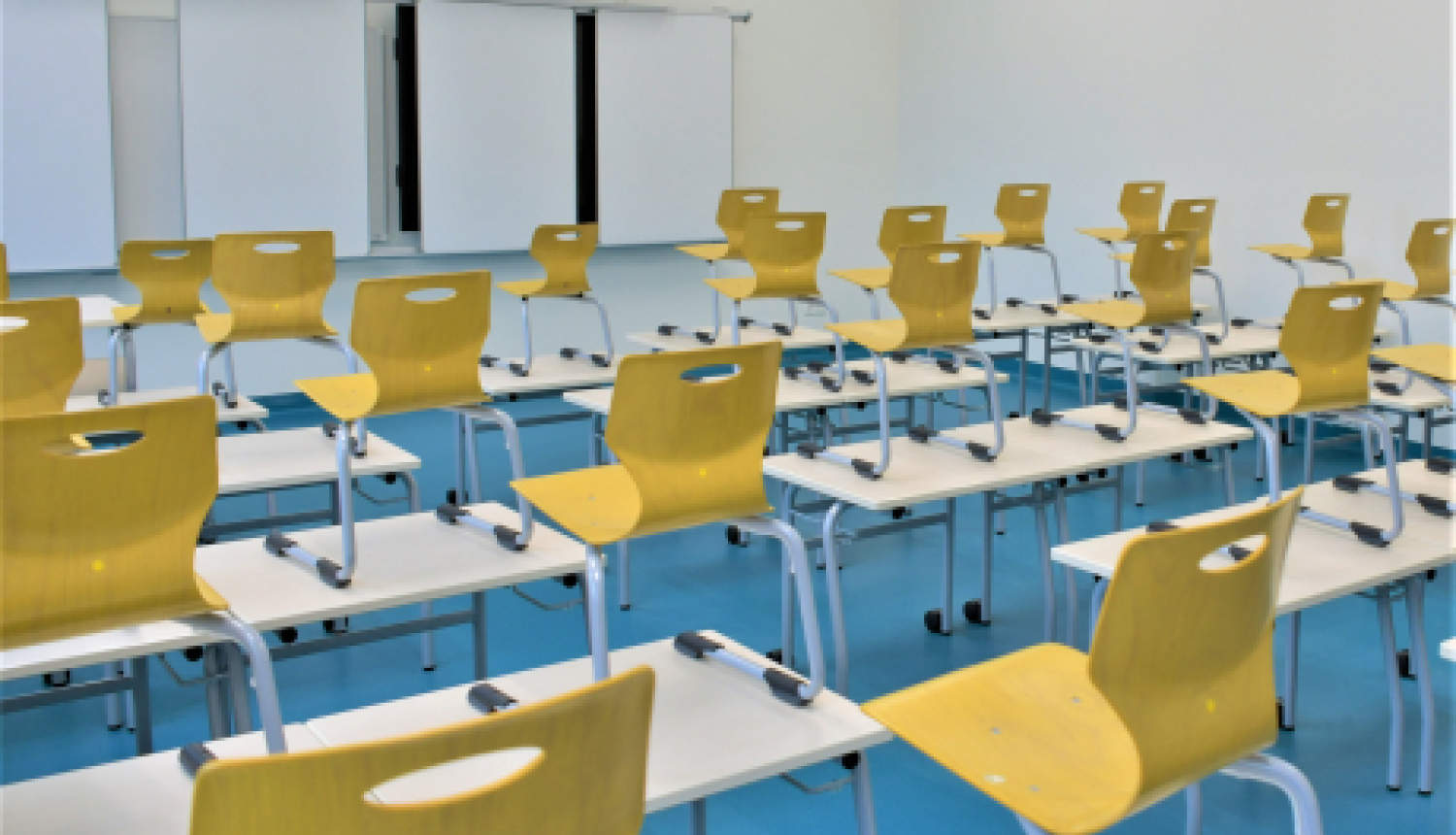 Pagaidām mācības klātienē neatsāks, par to atkārtoti lems 25.marta domes sēdē