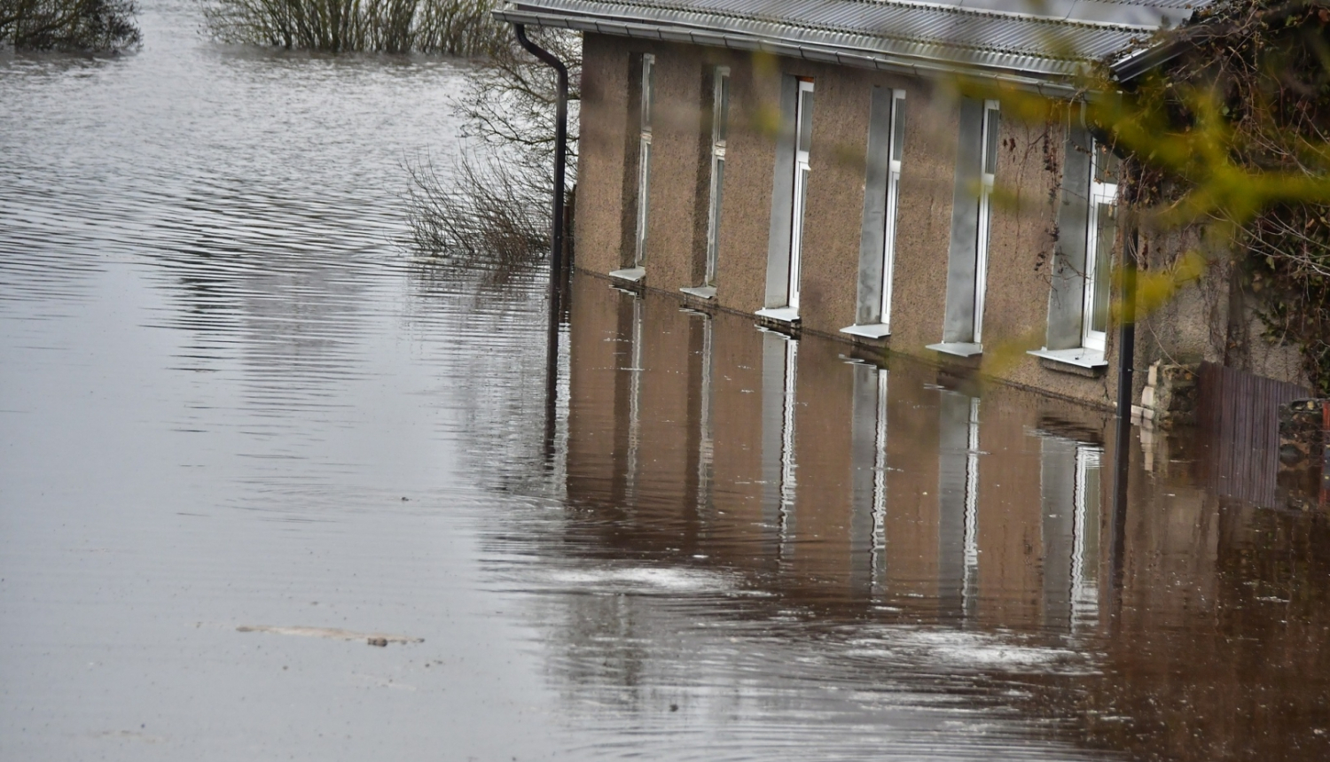Turpinās plūdu radīto zaudējumu kompensēšana un atbalsta pasākumi