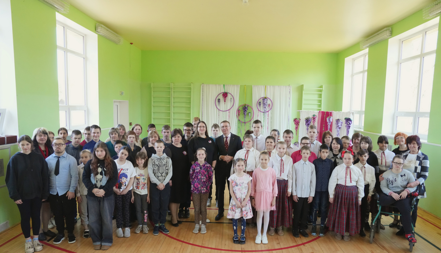 Prezidents Antūžu pamatskolā