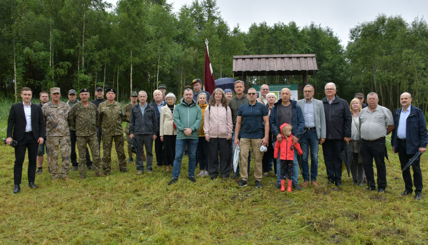 Vilkupes partizānu stenda atklāšana