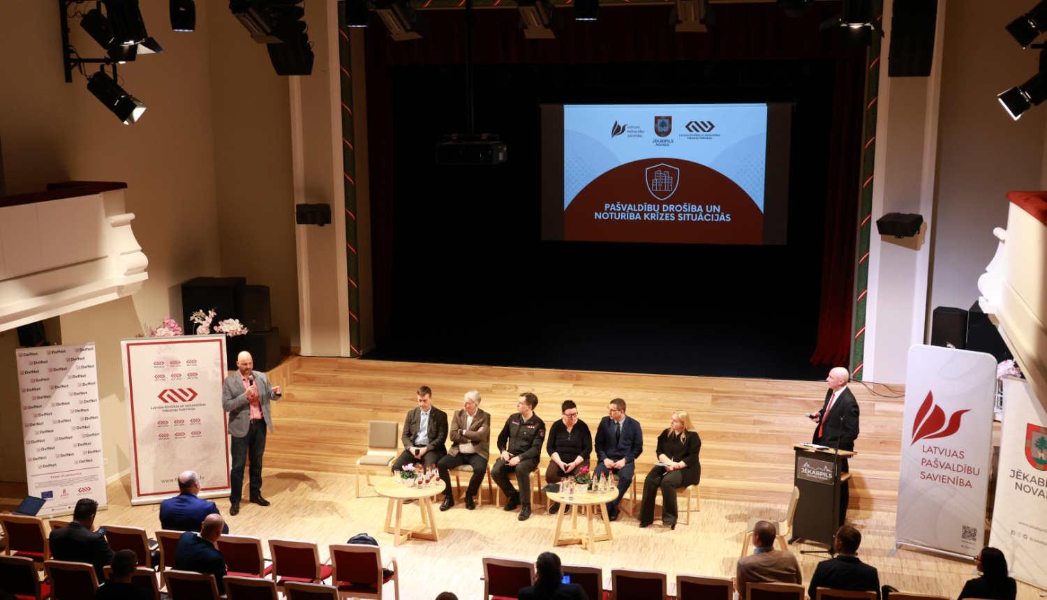 Diskusijas dalībnieki