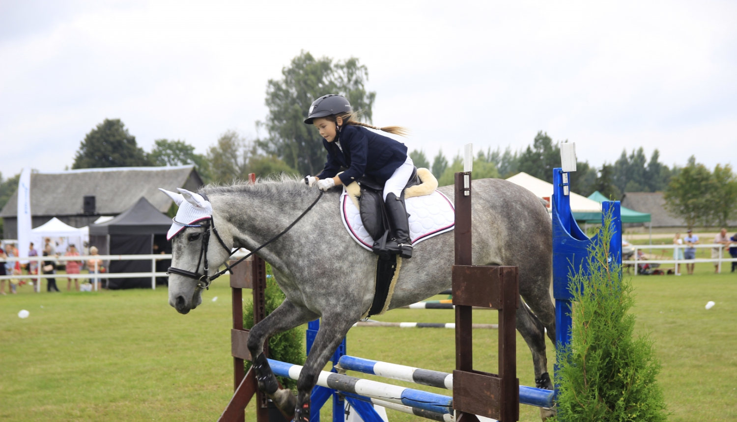 Sporta kluba “Mīļdzīvnieku biedrība” treniņsacensības konkurā Krustpils pagasta “Līčos” 