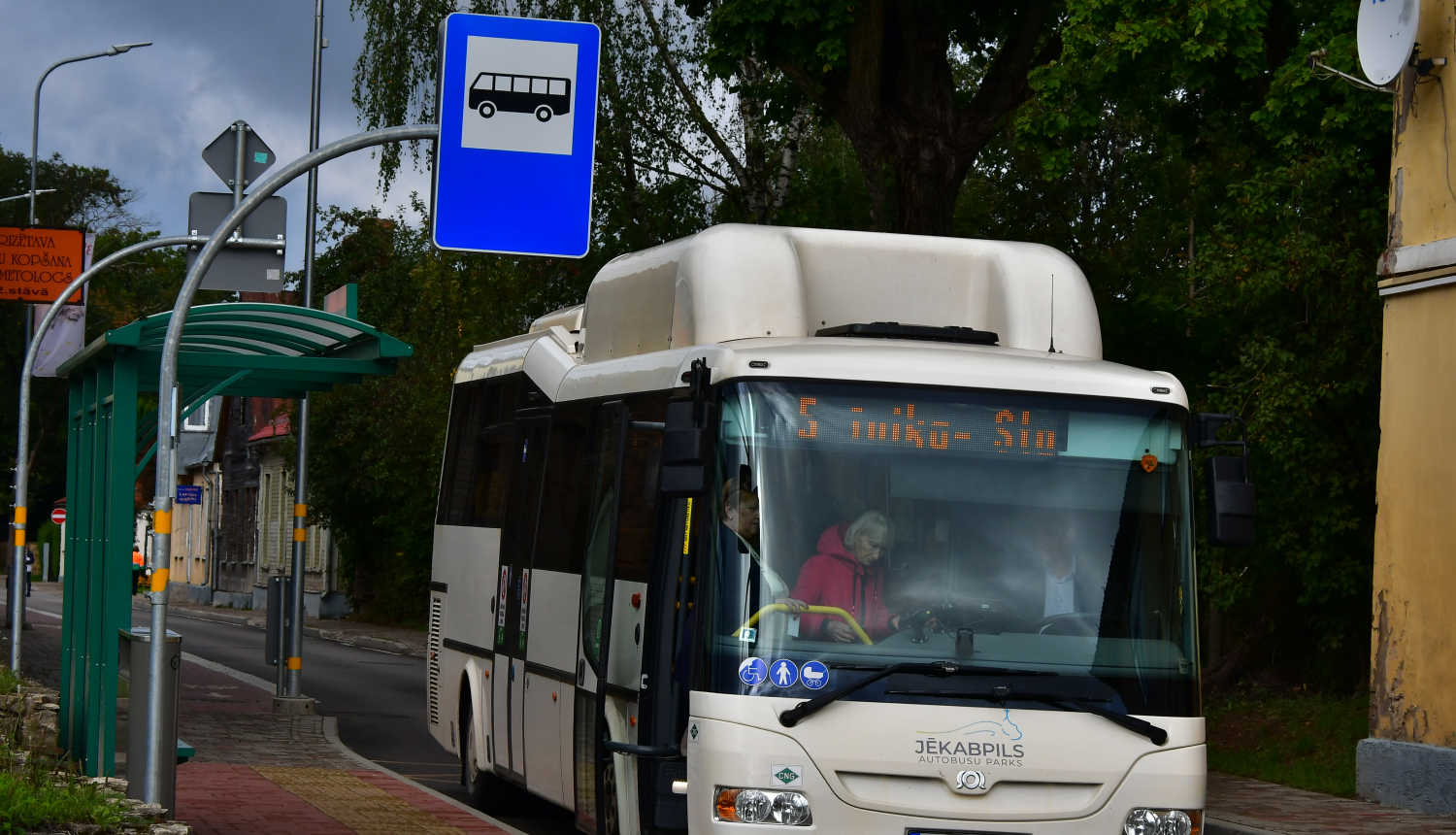 sabiedriskais transports