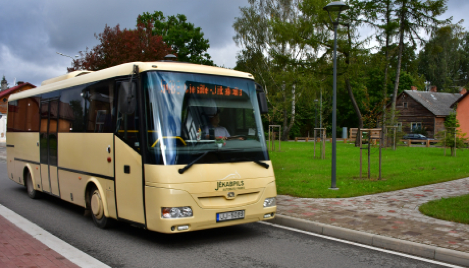 Uz nenoteiktu laiku atceļ atsevišķus maršruta Jēkabpils–Sala reisus