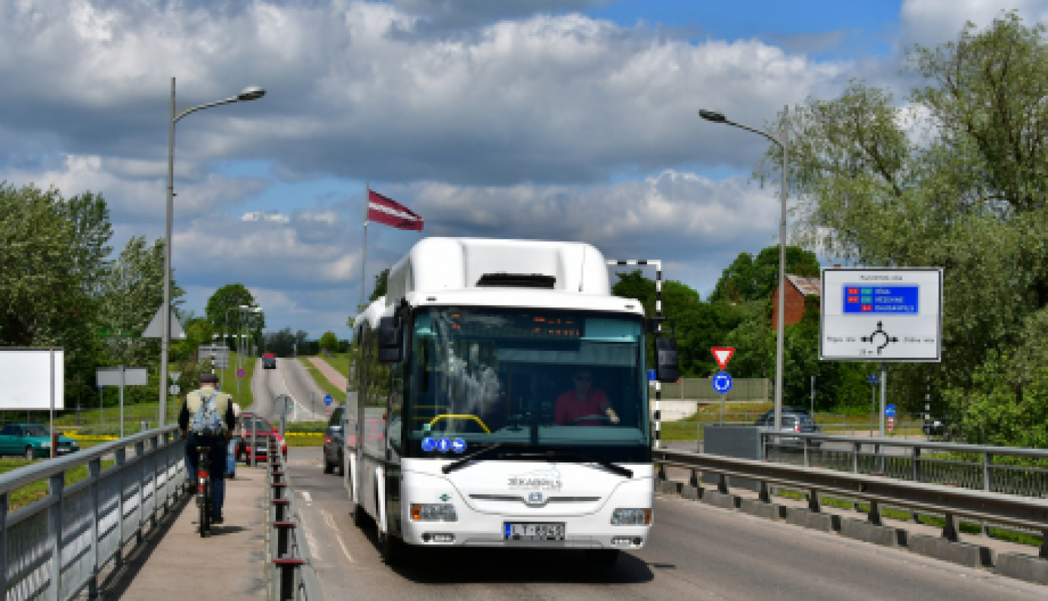 Bezmaksas brauciens autobusā skolēniem uzliek arī pienākumus