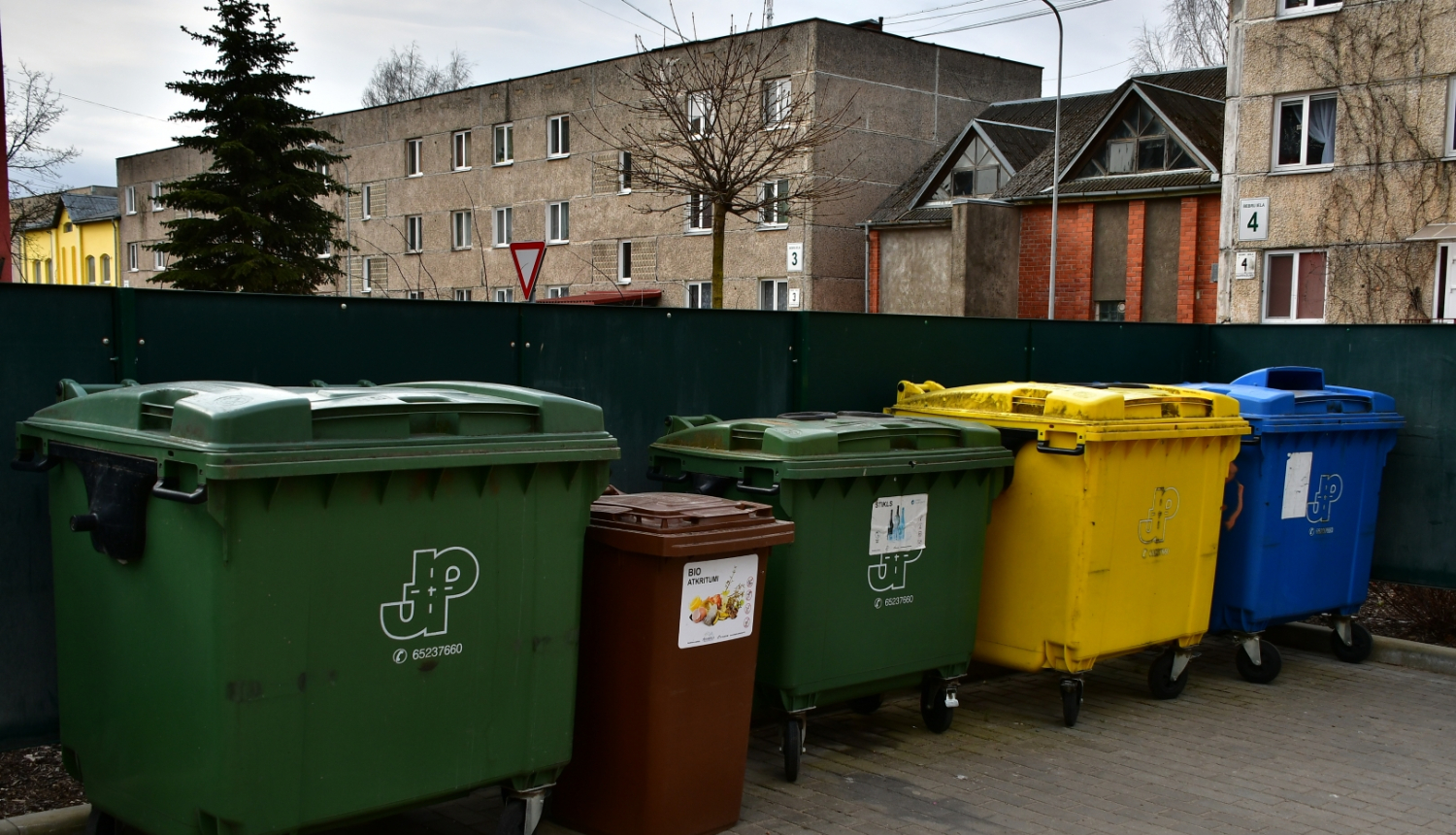 Atkritumu konteineri