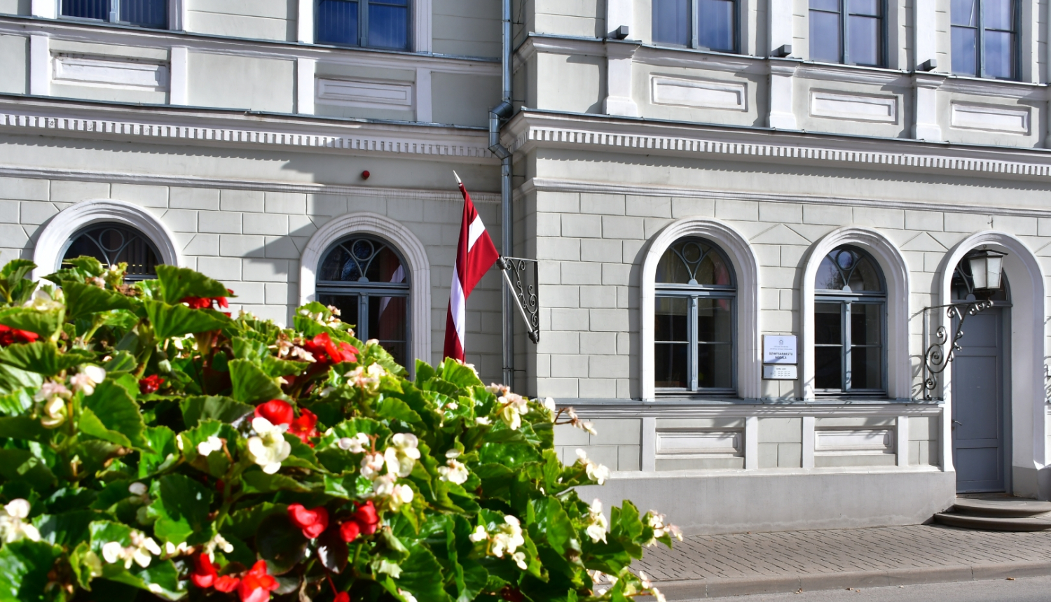 Ēka Brīvības iela 120