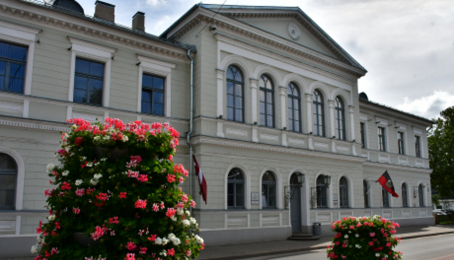 Pilsētas domē diskutē par ginekoloģijas pakalpojumu sniegšanu Jēkabpils slimnīcā