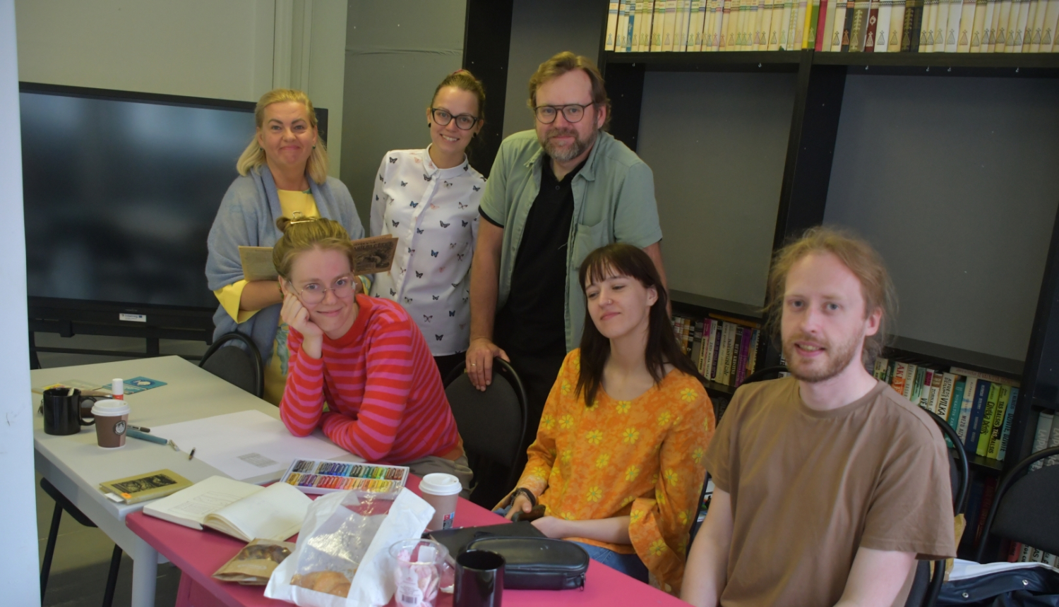 Top ilustratoru darbu izstāde “Iedvesma Daugavas krastos”