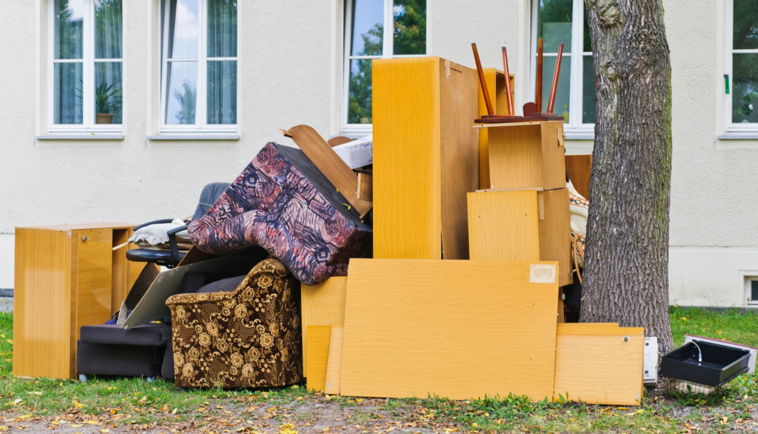 Lielgabarīta atkritumi - mēbeles