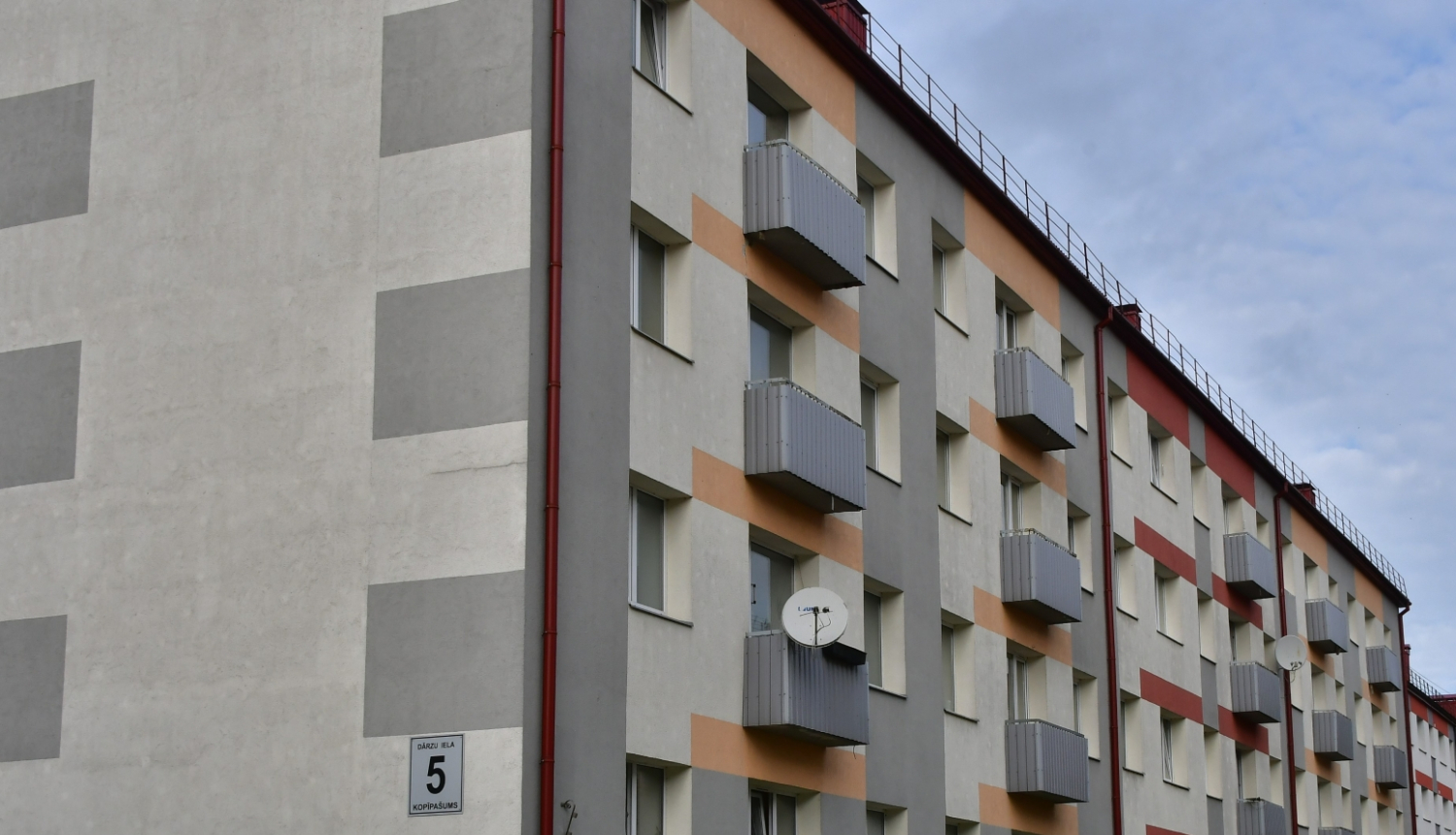 Daudzdzīvokļu ēka Jēkabpilī