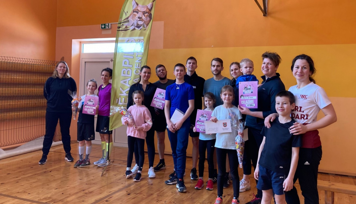 Ģimeņu kausa dalībnieki