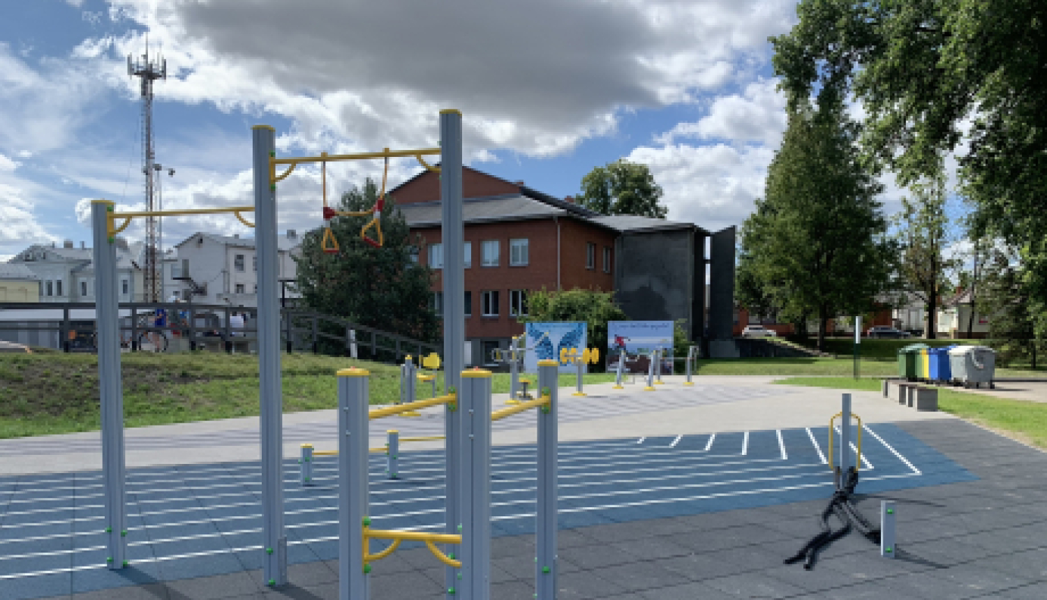 Pabeigti būvdarbi skeitparka un āra trenažieru laukumā