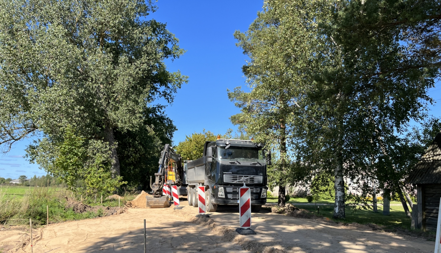 Alejas iela Atašienē