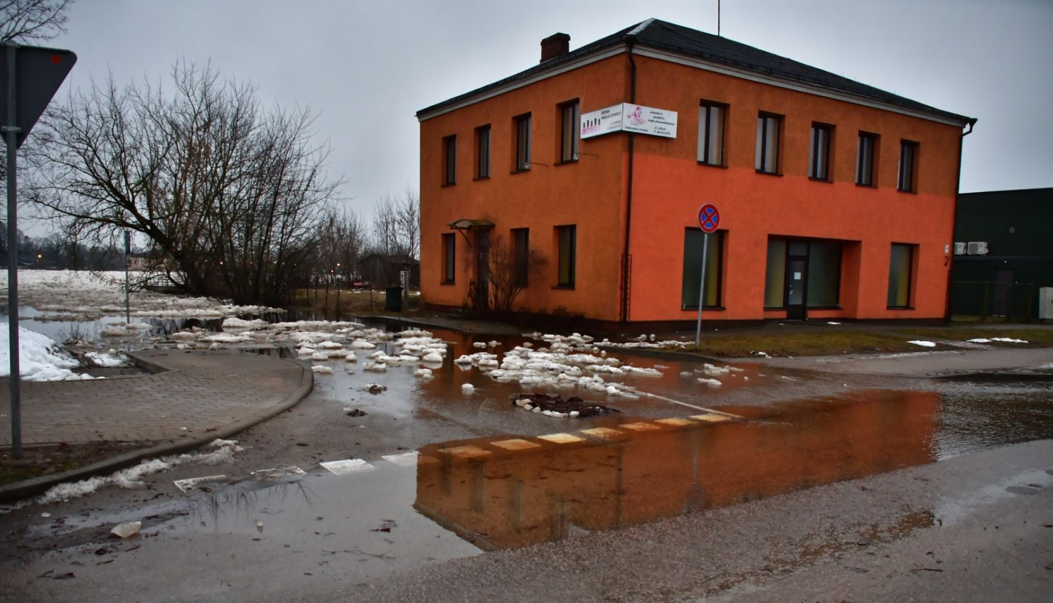 Plūdi pie Rīgas iela