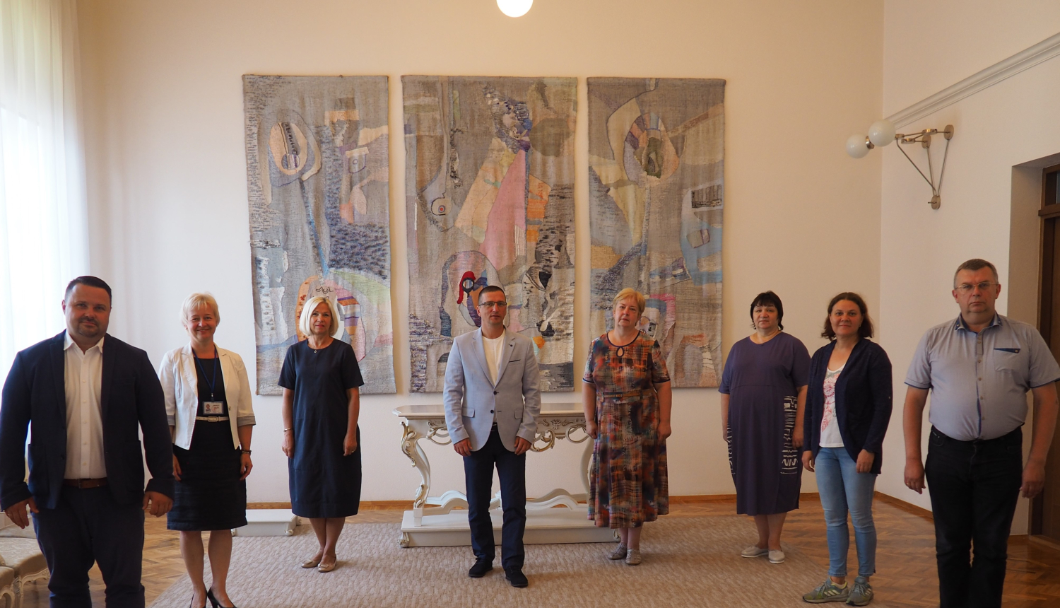 Vadība tiekas ar arodbiedrībām